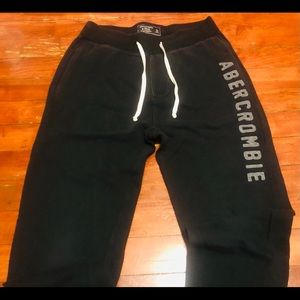STILL AVAILABLE - Abercrombie Joggers - Black
